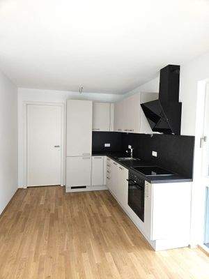 Küche mit angrenzendem HWR