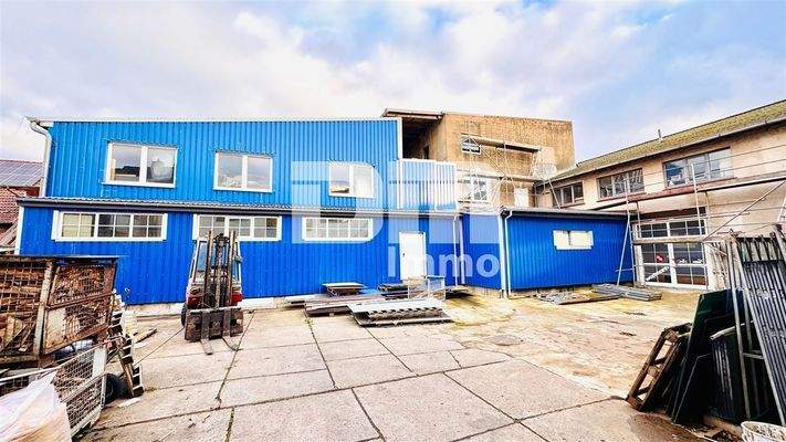 Innenhof Rückansicht Gebäude 3