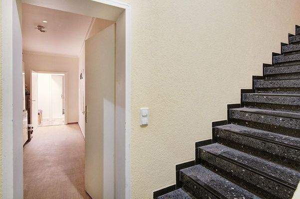 Haus 23, EG Treppenhaus