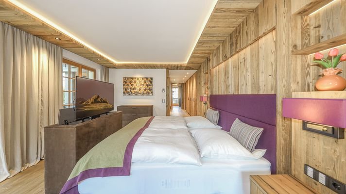 KITZIMMO-Luxuswohnung mit Pool in zentraler Toplage - Immobilien Kitzbühel.