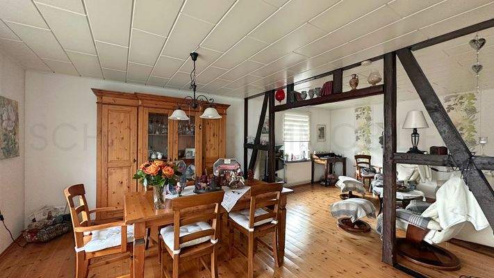 Wohn- _ Esszimmer 1.OG