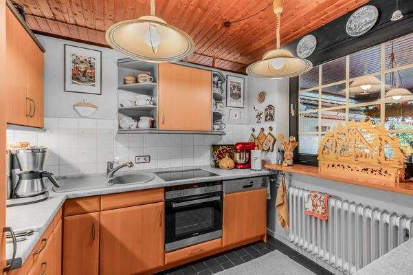 Einbauküche im Erdgeschoss 