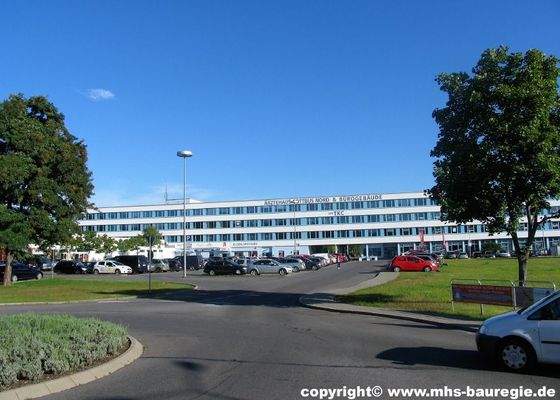 Bild 2 Ärzte- und Bürohaus