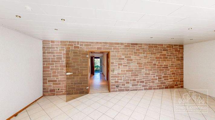 EG - Wohnzimmer  - Sandsteinwand