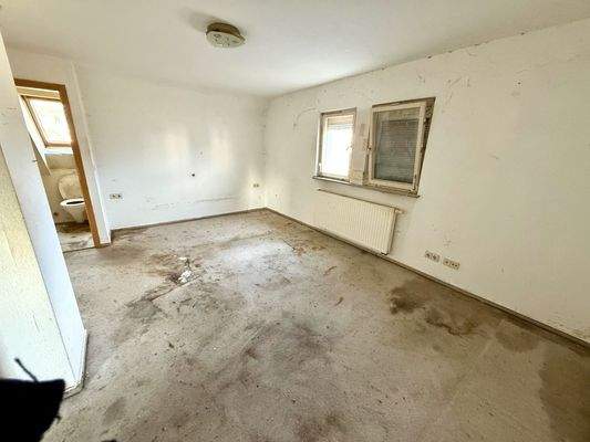 Zimmer OG mit Toilette