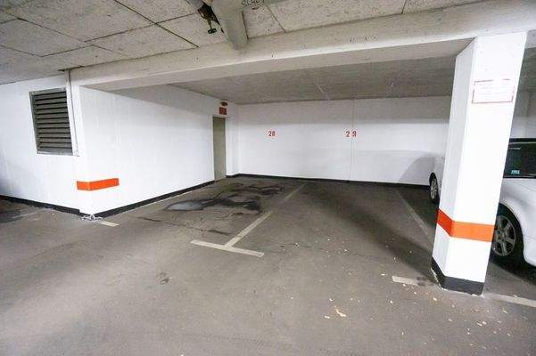 Tiefgaragenstellplätze