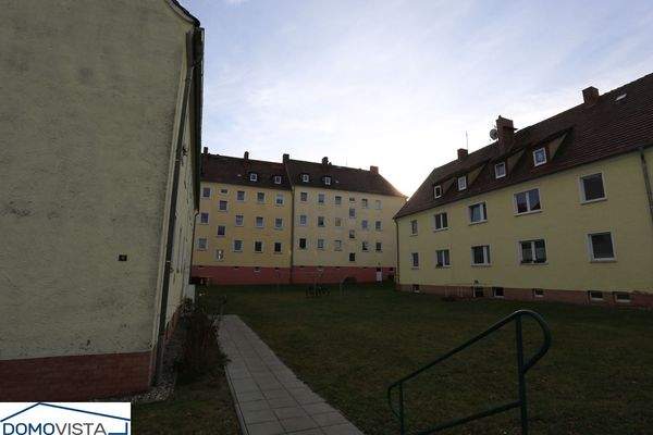 Blick auf die Georg-Ledeour-Straße 4-6