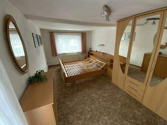 Schlafzimmer im OG