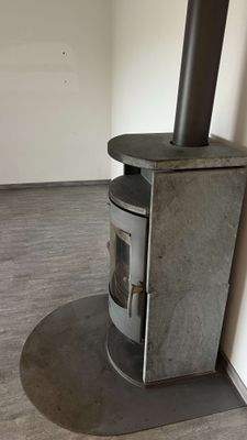 Wohnzimmer m. Specksteinofen