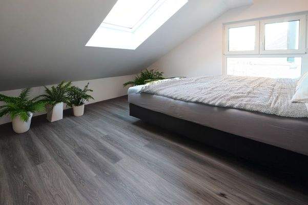 Zimmer - Haus 62, DG - Whg. Nr. 2