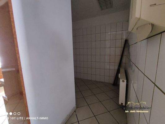 EG - Vorbereitungsraum (2)