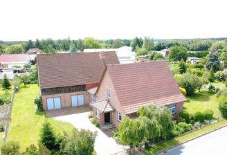 Mehr Platz für Ihre Ideen – mit Garage und Scheune direkt vor Ort