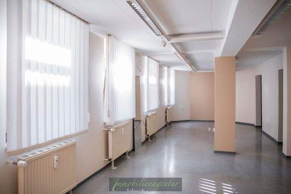 1. OG - ehemaliger Salon Bild 2