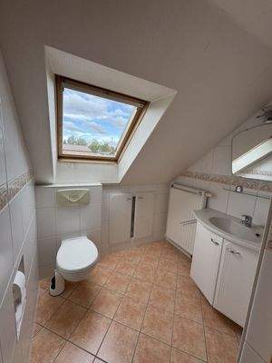 C4B39B79-E0BA-4B83-9281-CC35F6F6495E_1_105_c