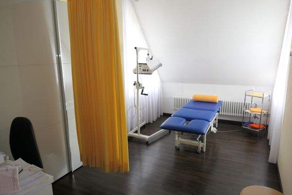 Wohnung/Physiopraxis OG