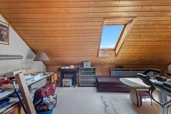 Hobbyraum / Kinderzimmer DG