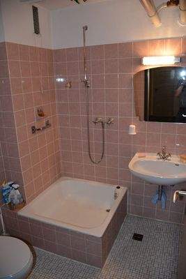 Gemeinschaftsbad Keller