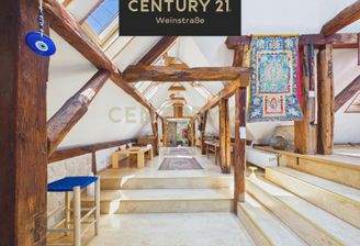 Century 21 Neustadt