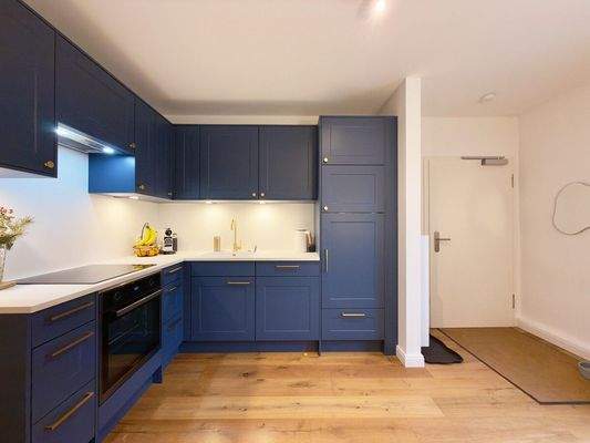 Küche und Eingangsbereich