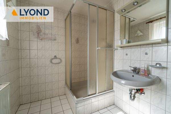 Bad Einliegerwohnung OG