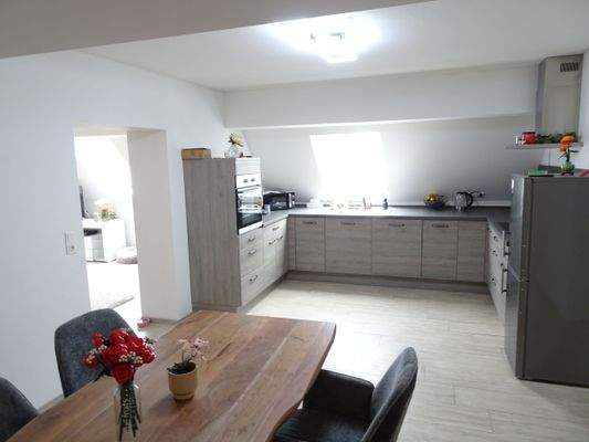 Ess-Kochbereich WO4 DG li.JPG