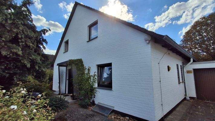 Haus m Garage u Stellplatz