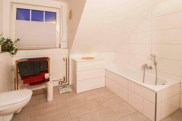 Badezimmer mit Dusche