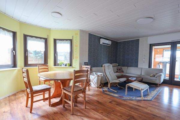 Wohn- und Essbereich