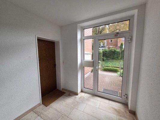 WhatsApp Image 2025-08-21 at 09.30.55 (1)