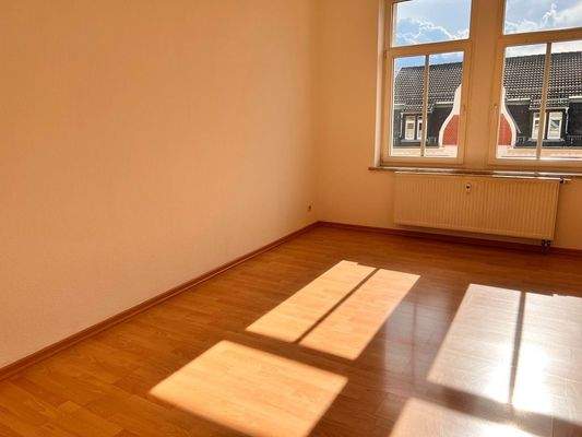 Wohn- & Schlafzimmer (5)