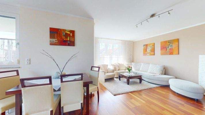 Wohn-/ Essbereich Ansicht I