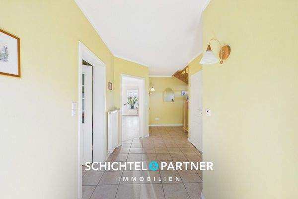 S&P | Eingangsbereich