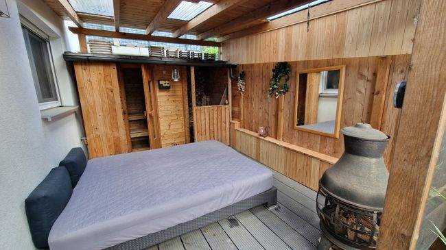 Finnische Sauna mit Ruheplatz