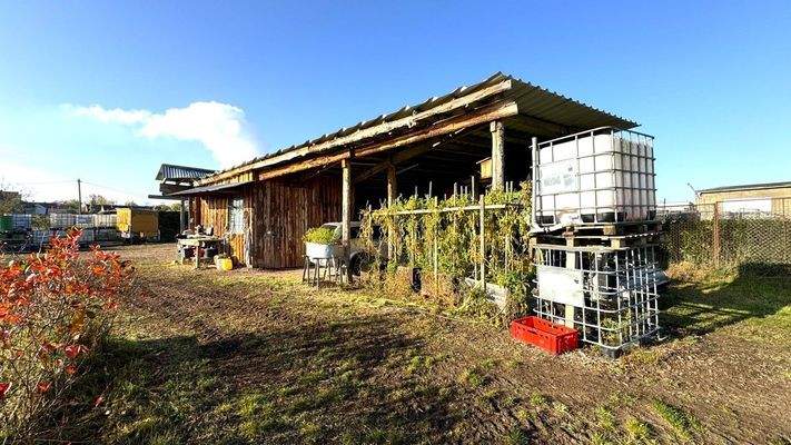 Unterstand für Maschinen