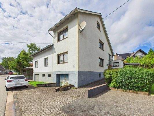 Doppelhaushälfte mit Potenzial in Heusweiler