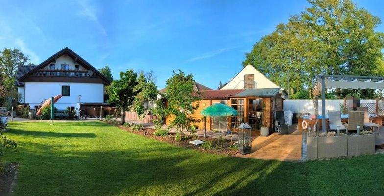 Hausansicht - Garten