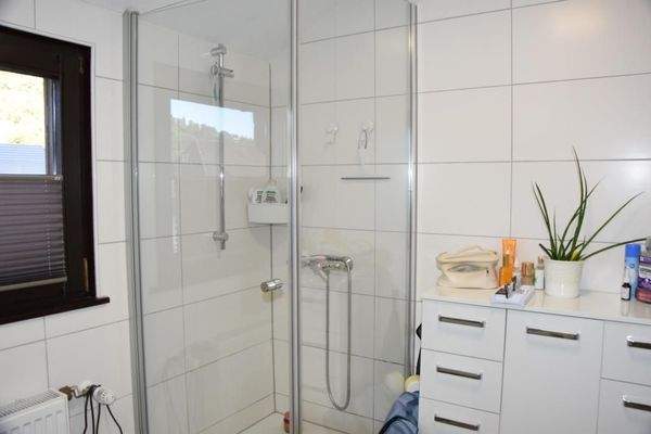 Badezimmer DG