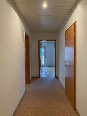 Flur in der Whg. im 1. OG