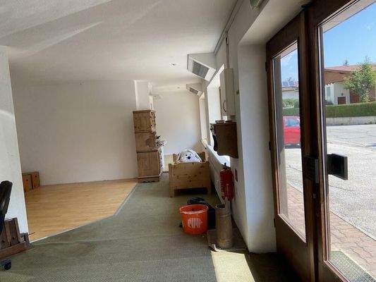 Top II Verkauf- und Ausstellung