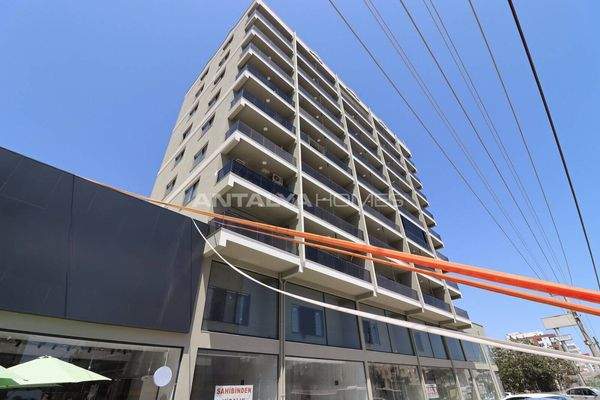 Sea View Flats Close to Amenities in Mezitli Mersin