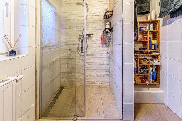 Duschbad Erdgeschoss