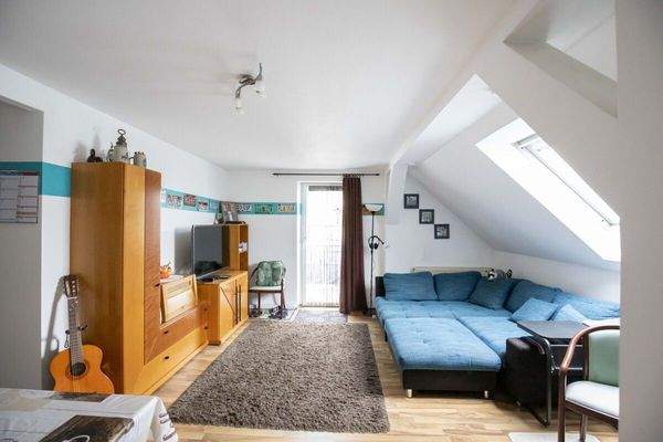 DG links: Wohnzimmer