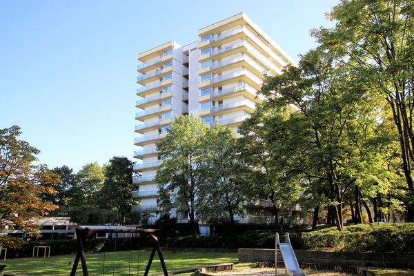 Anwesen Eingangsbereich bei Sonnenschein