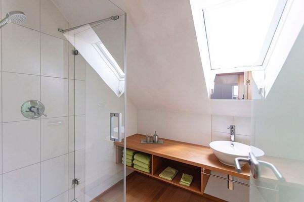 Badezimmer im Spitzboden 