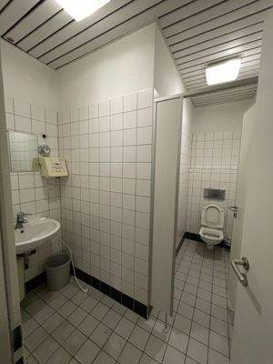 Wc Anlage Büro  1-OG-Wittenberger-Straße-25