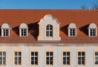 Gaube mit Wintergarten