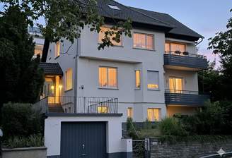 Hausansicht Dämmerung