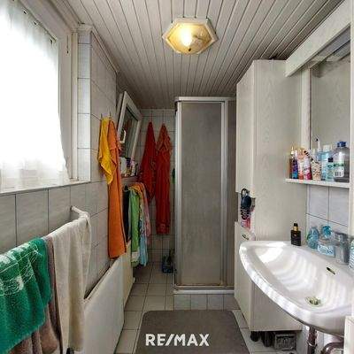 1.OG Wohnung 2 Badezimmer