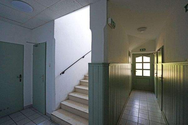 Das Stiegenhaus mit Aufgang zu den Wohnungen