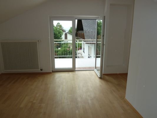 9WZ mit Terrasse_K4.JPG